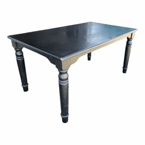 Mesa de comedor clásica negra