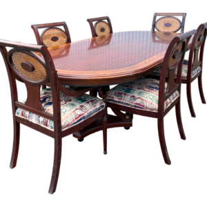 Comedor clásico de madera con 6 sillas