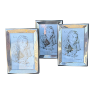 Trio de portarretratos clásicos decorativos