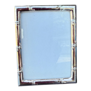 Portarretrato metálico moderno plateado