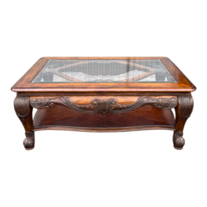 Mesa de centro clásica con vidrio